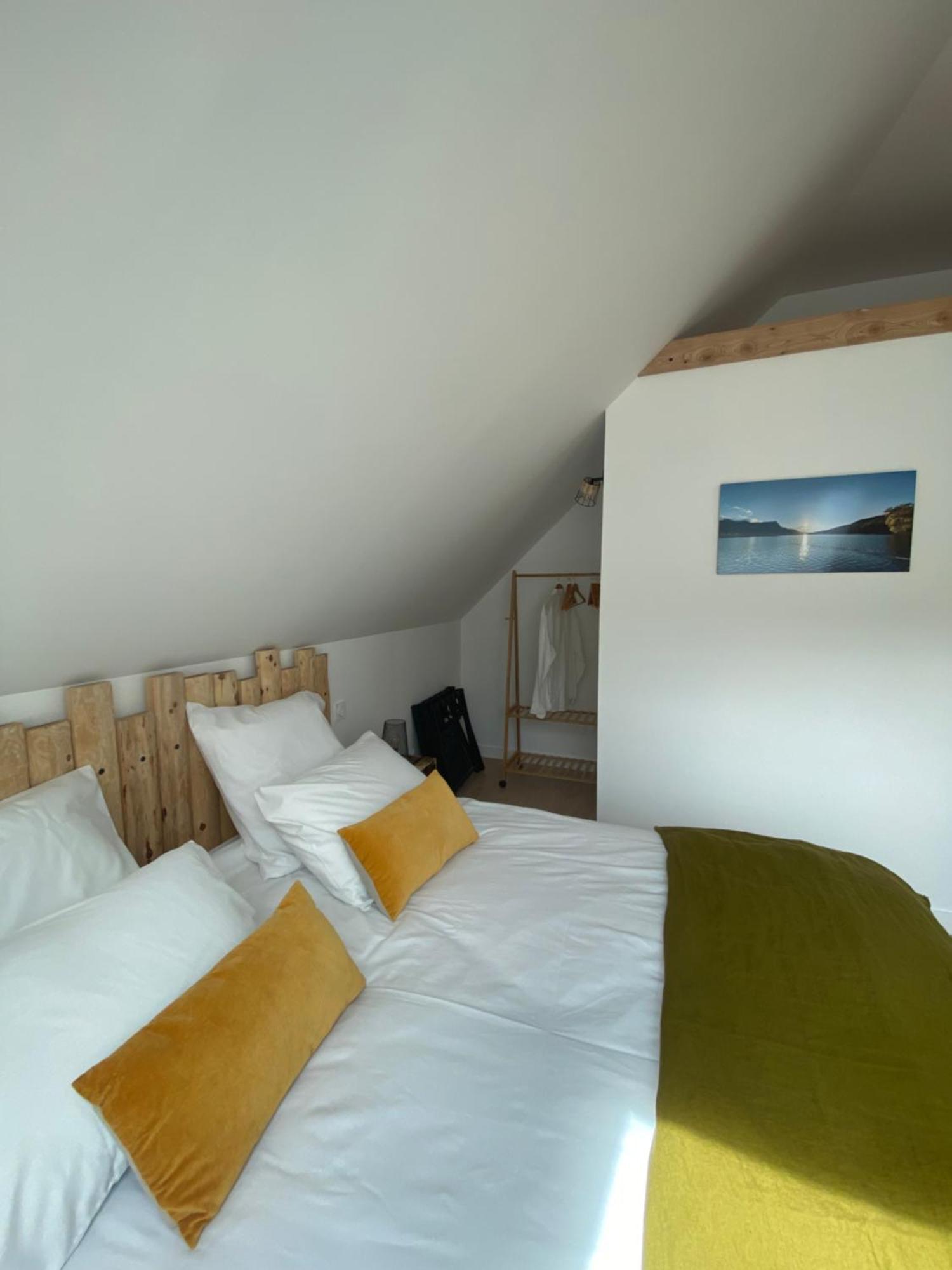 Bed and Breakfast Le Couleau Chateauroux-les-Alpes Exterior foto